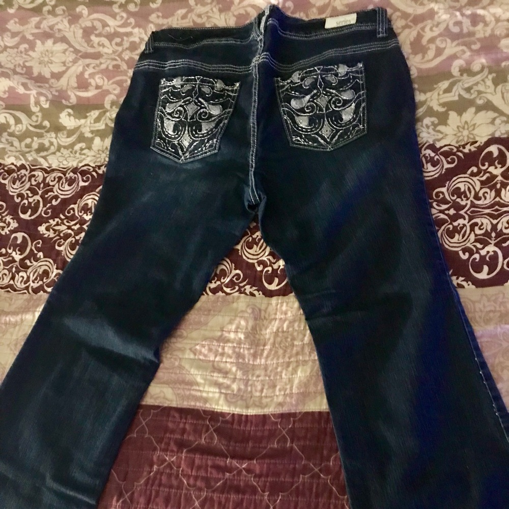 Women’s jeans
